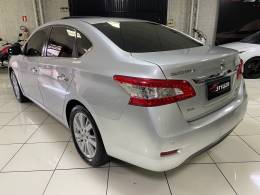 NISSAN - SENTRA - 2014/2015 - Prata - R$ 64.900,00