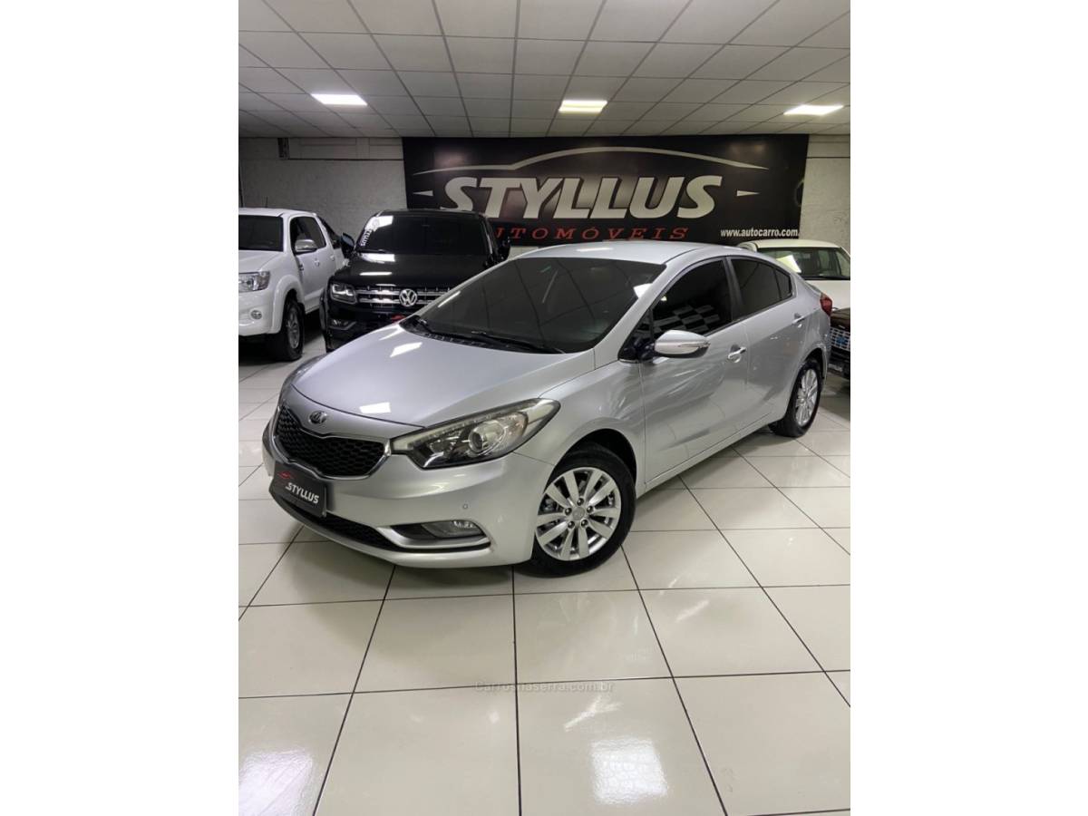 KIA MOTORS - CERATO - 2014/2014 - Prata - R$ 66.900,00