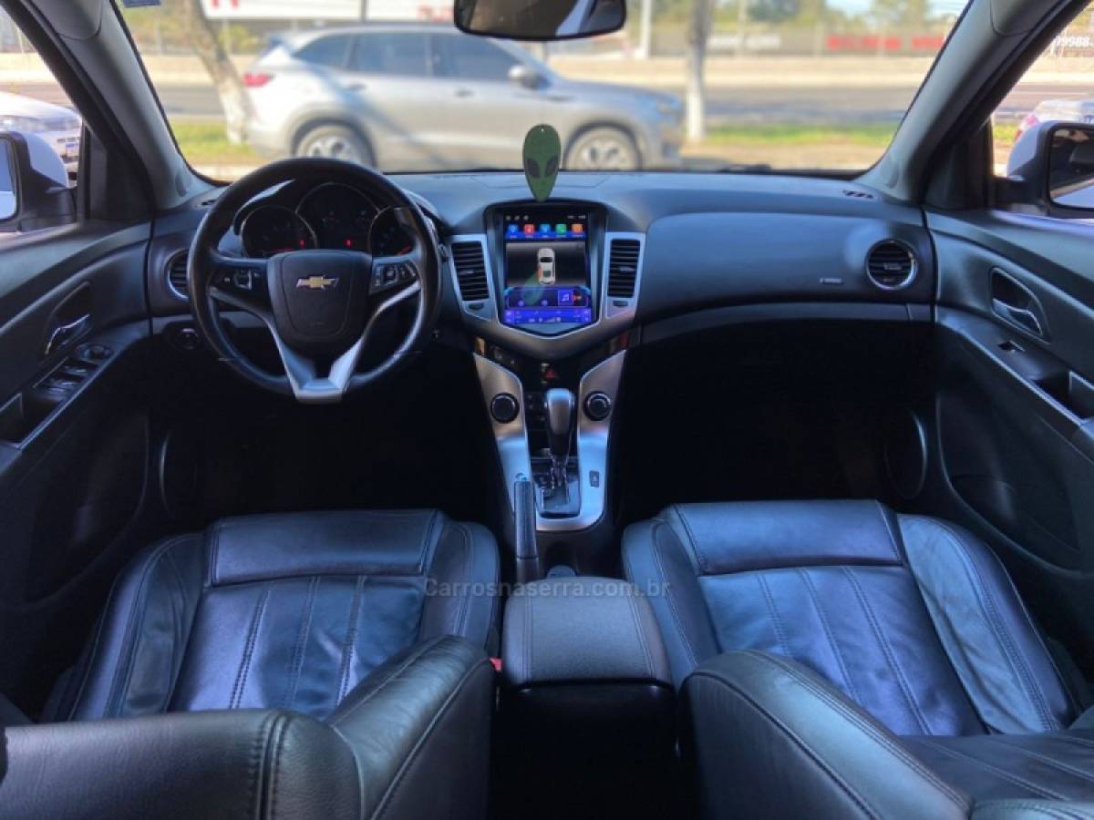 CHEVROLET - CRUZE - 2014/2014 - Branca - R$ 70.900,00