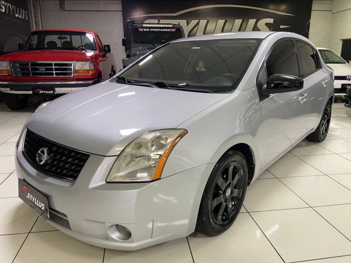 NISSAN - SENTRA - 2007/2008 - Prata - R$ 32.900,00