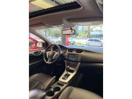NISSAN - SENTRA - 2014/2015 - Prata - R$ 64.900,00