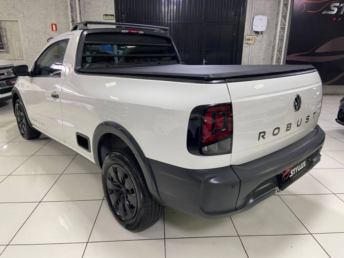 VOLKSWAGEN - SAVEIRO - 2024/2024 - Branca - R$ 79.900,00