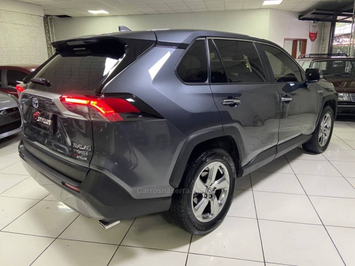 TOYOTA - RAV4 - 2019/2019 - Cinza - R$ 159.900,00
