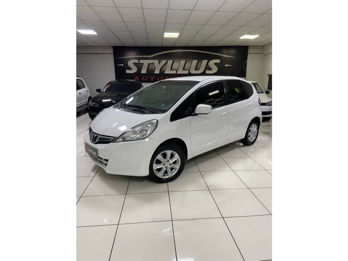 HONDA - FIT - 2013/2014 - Branca - R$ 56.900,00
