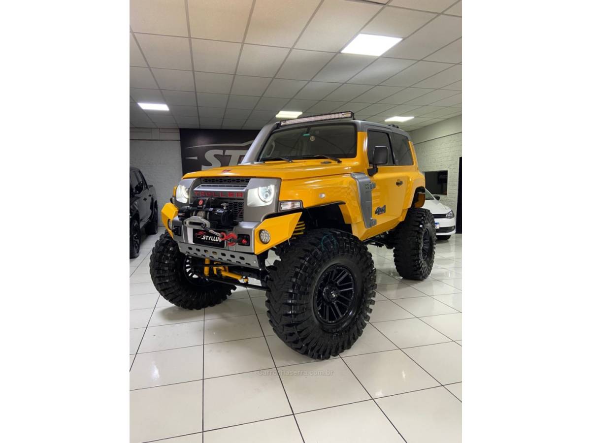 TROLLER - T4 - 2018/2018 - Amarela - R$ 259.900,00