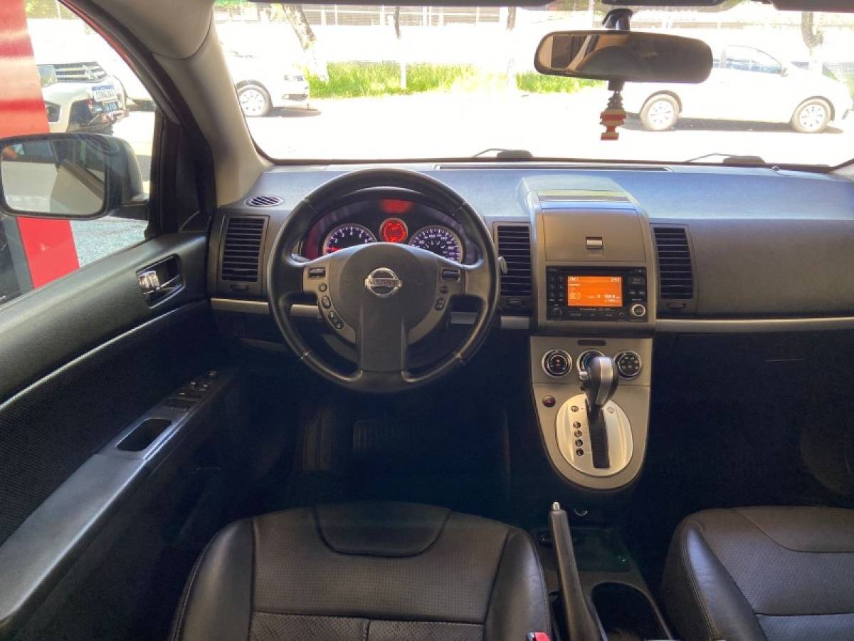 NISSAN - SENTRA - 2013/2013 - Prata - R$ 41.900,00