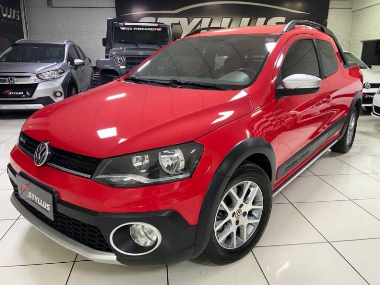 VOLKSWAGEN - SAVEIRO - 2015/2015 - Vermelha - Sob Consulta