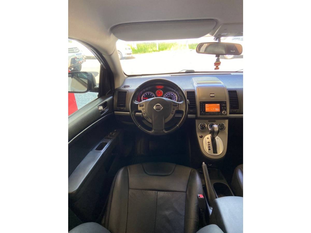 NISSAN - SENTRA - 2012/2013 - Prata - R$ 43.900,00