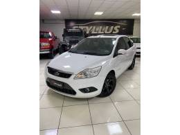 FORD - FOCUS - 2013/2013 - Branca - R$ 48.900,00