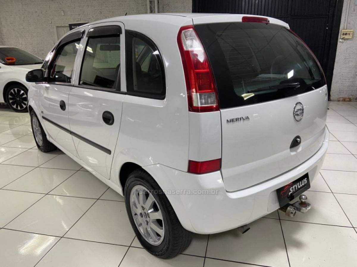 CHEVROLET - MERIVA - 2006/2006 - Branca - R$ 26.900,00