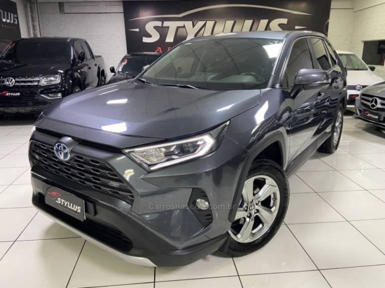 TOYOTA - RAV4 - 2019/2019 - Cinza - R$ 159.900,00