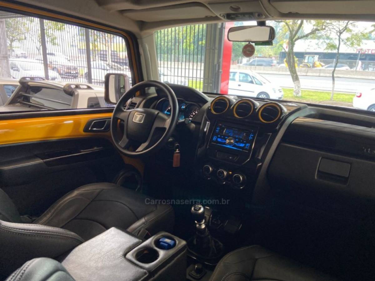 TROLLER - T4 - 2018/2018 - Amarela - R$ 259.900,00