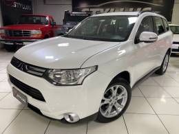 MITSUBISHI - OUTLANDER - 2013/2014 - Branca - R$ 74.900,00