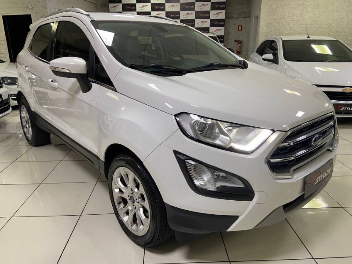 FORD - ECOSPORT - 2017/2018 - Branca - R$ 79.900,00