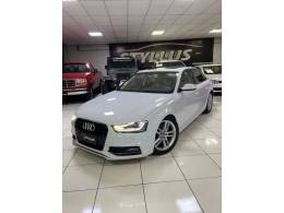 AUDI - A4 - 2015/2016 - Branca - R$ 91.900,00