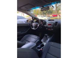 KIA MOTORS - CERATO - 2014/2014 - Prata - R$ 66.900,00