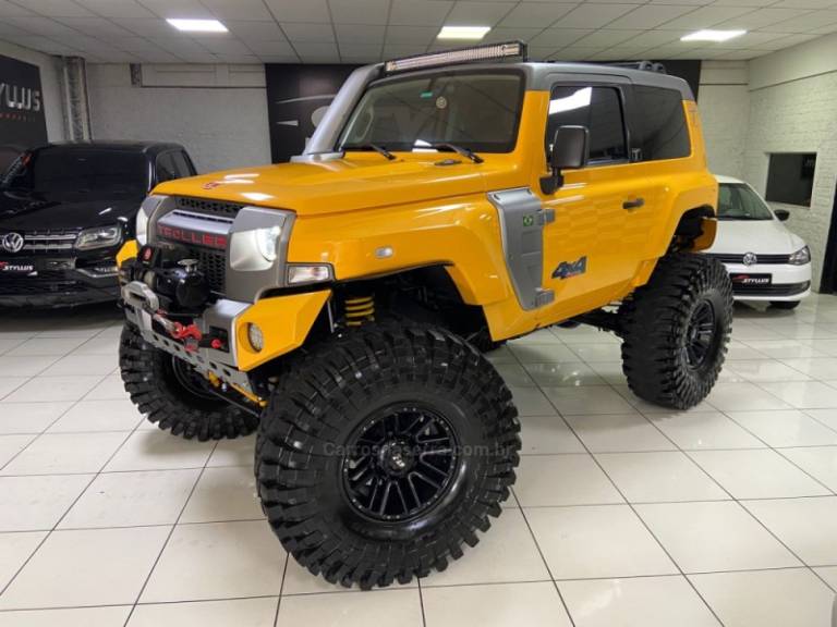 TROLLER - T4 - 2018/2018 - Amarela - R$ 259.900,00
