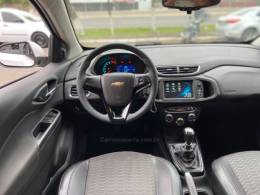 CHEVROLET - ONIX - 2018/2018 - Branca - R$ 64.900,00