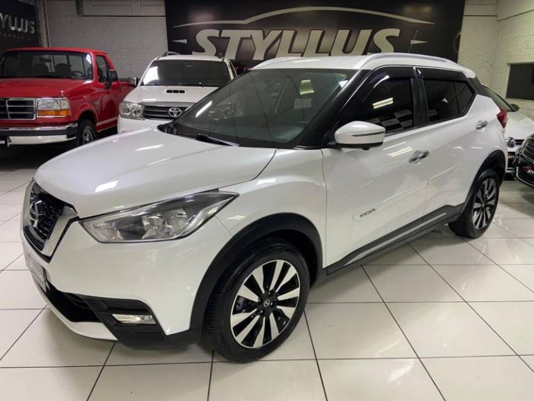 NISSAN - KICKS - 2019/2019 - Branca - R$ 88.900,00